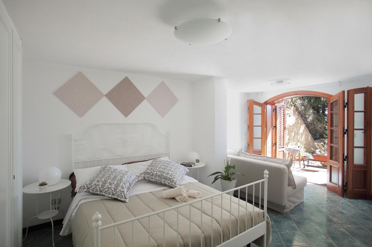 לינה וארוחת בוקר סנטה פלביה Residenza Terrazze Sul Mare מראה חיצוני תמונה