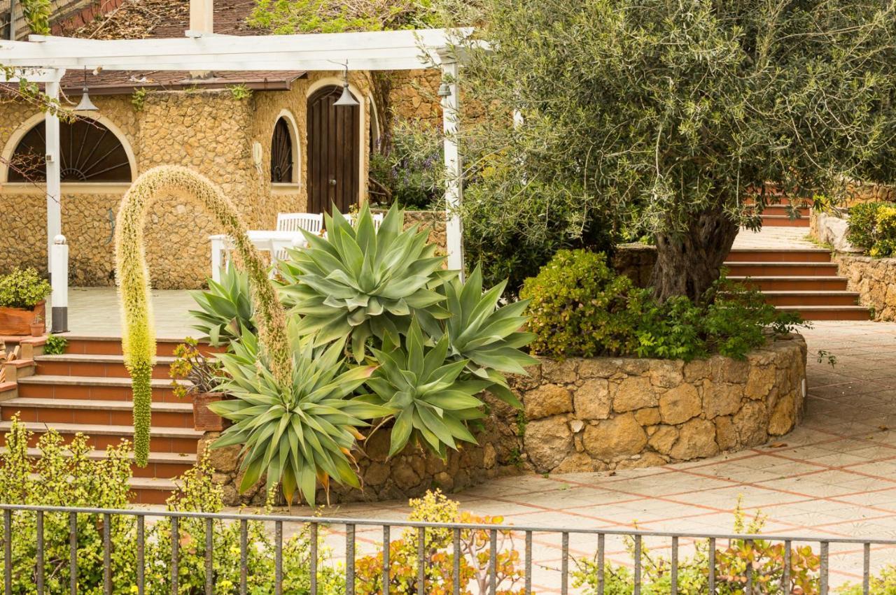 לינה וארוחת בוקר סנטה פלביה Residenza Terrazze Sul Mare מראה חיצוני תמונה